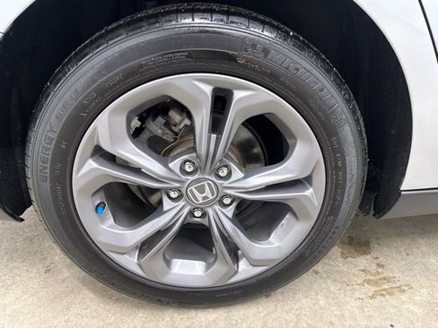 Certified 2024 Honda Accord EX image 12