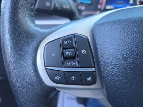 Used 2023 Ford Explorer XLT RWD image 19