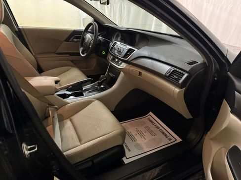 Used 2015 Honda Accord LX image 28