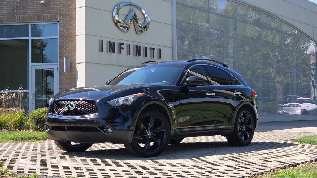 Used 2017 INFINITI QX70 AWD w/ Premium Package image 2