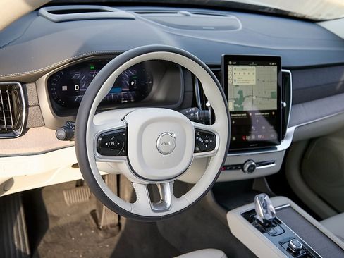 New 2026 Volvo XC90 T8 Ultra image 12