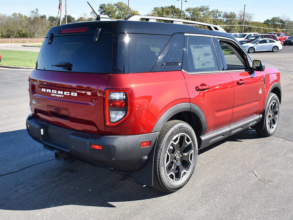 New 2026 Ford Bronco Sport Outer Banks AWD/4WD image 12
