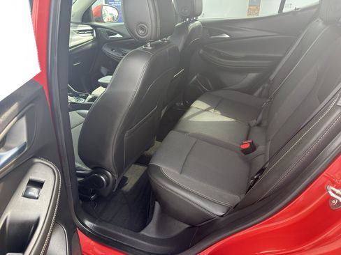 Used 2024 Buick Encore GX Preferred image 11