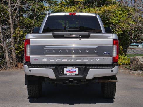 Used 2019 Ford F350 Platinum w/ Platinum Ultimate Package image 25