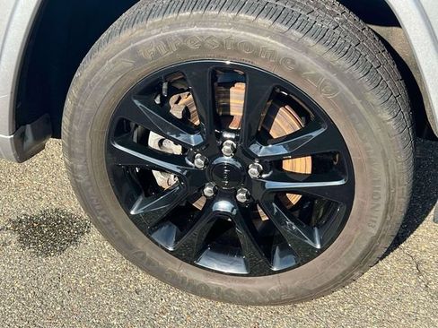 Used 2021 Jeep Grand Cherokee Laredo X AWD/4WD image 7