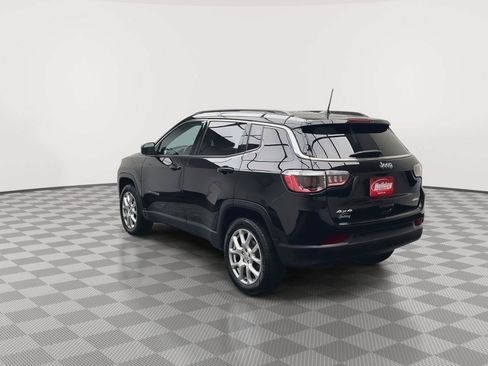 Used 2022 Jeep Compass Latitude AWD/4WD image 35