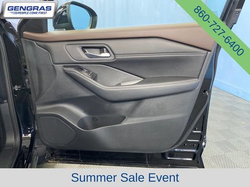 Used 2023 Nissan Rogue SL w/ SL Premium Package AWD/4WD image 46