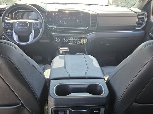 Certified 2023 GMC Sierra 1500 SLT w/ SLT Premium Package image 5