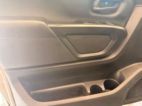 Used 2018 Nissan Titan S w/ S Utility Package AWD/4WD image 10