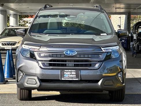 Used 2026 Subaru Forester Premium AWD/4WD image 10