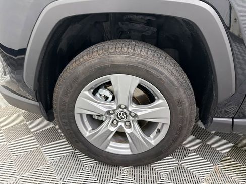 Used 2023 Toyota RAV4 XLE w/ Convenience Package image 12