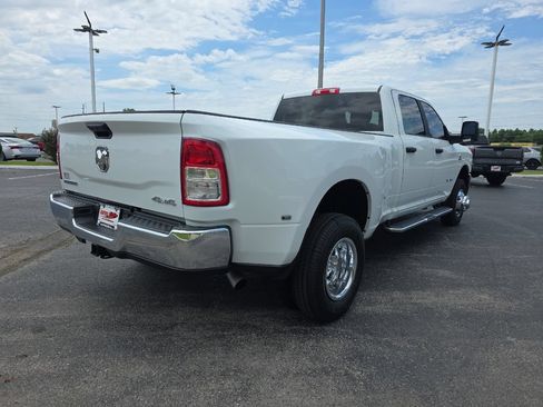 Used 2024 RAM 3500 Big Horn AWD/4WD image 6