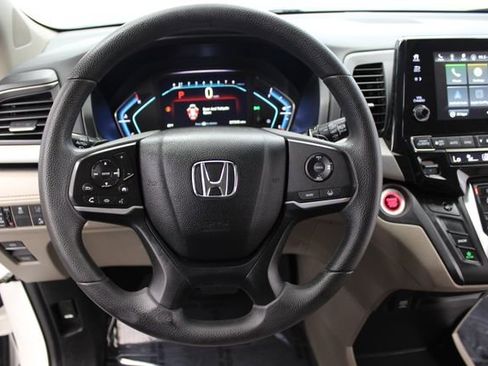 Used 2019 Honda Odyssey EX image 16