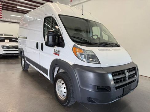 Used 2018 RAM ProMaster 2500 FWD image 4