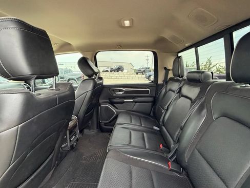 Used 2019 RAM 1500 Laramie AWD/4WD image 12