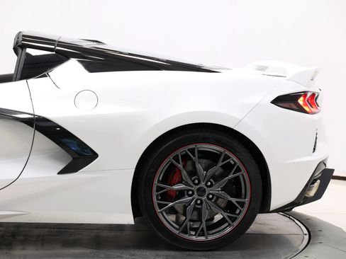 Used 2023 Chevrolet Corvette Stingray Premium Cpe w/ Z51 Performance Package RWD image 10