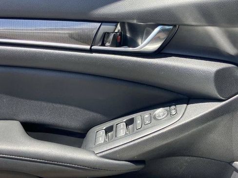 Used 2022 Honda Accord Sport Special Edition image 18
