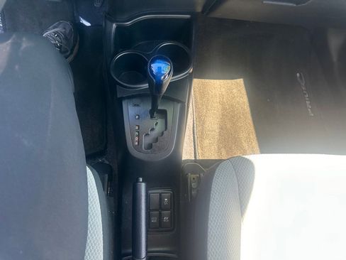 Used 2018 Toyota Prius C One FWD image 14