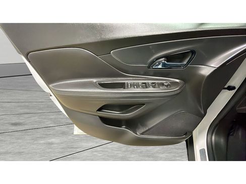 Used 2020 Buick Encore Preferred w/ Safety Package image 9