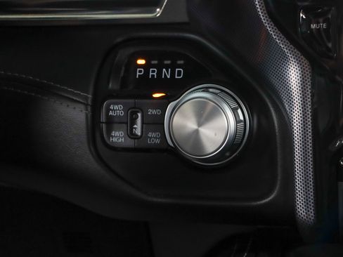 Used 2021 RAM 1500 Limited AWD/4WD image 21