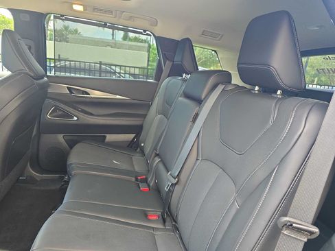 Certified 2026 INFINITI QX60 Luxe w/ Cargo Package FWD image 12