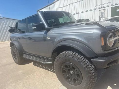 Used 2024 Ford Bronco Wildtrak AWD/4WD image 5