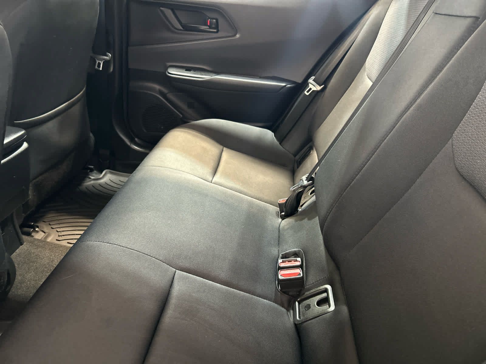 Used 2023 Toyota Prius LE FWD image 9
