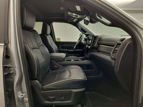 Used 2022 RAM 3500 Limited AWD/4WD image 31