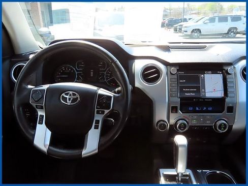 Used 2021 Toyota Tundra Limited w/ Limited Premium Package AWD/4WD image 12