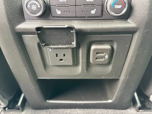 Used 2023 Chevrolet Traverse Premier w/ Redline Edition image 24