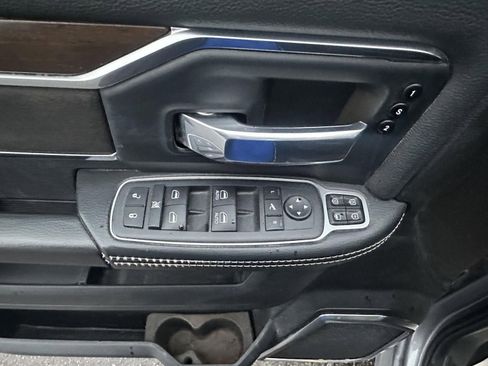 Used 2024 RAM 2500 Laramie w/ Safety Group image 17