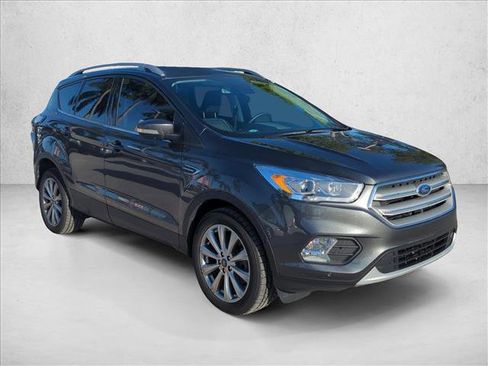 Used 2018 Ford Escape Titanium AWD/4WD image 3
