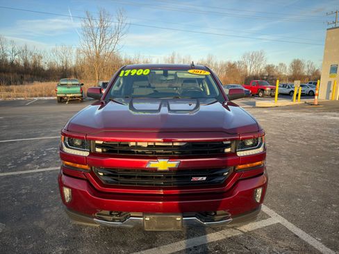 Used 2017 Chevrolet Silverado 1500 LT w/ All Star Edition image 9