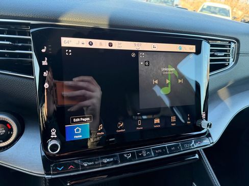 New 2026 Jeep Grand Wagoneer Limited image 19