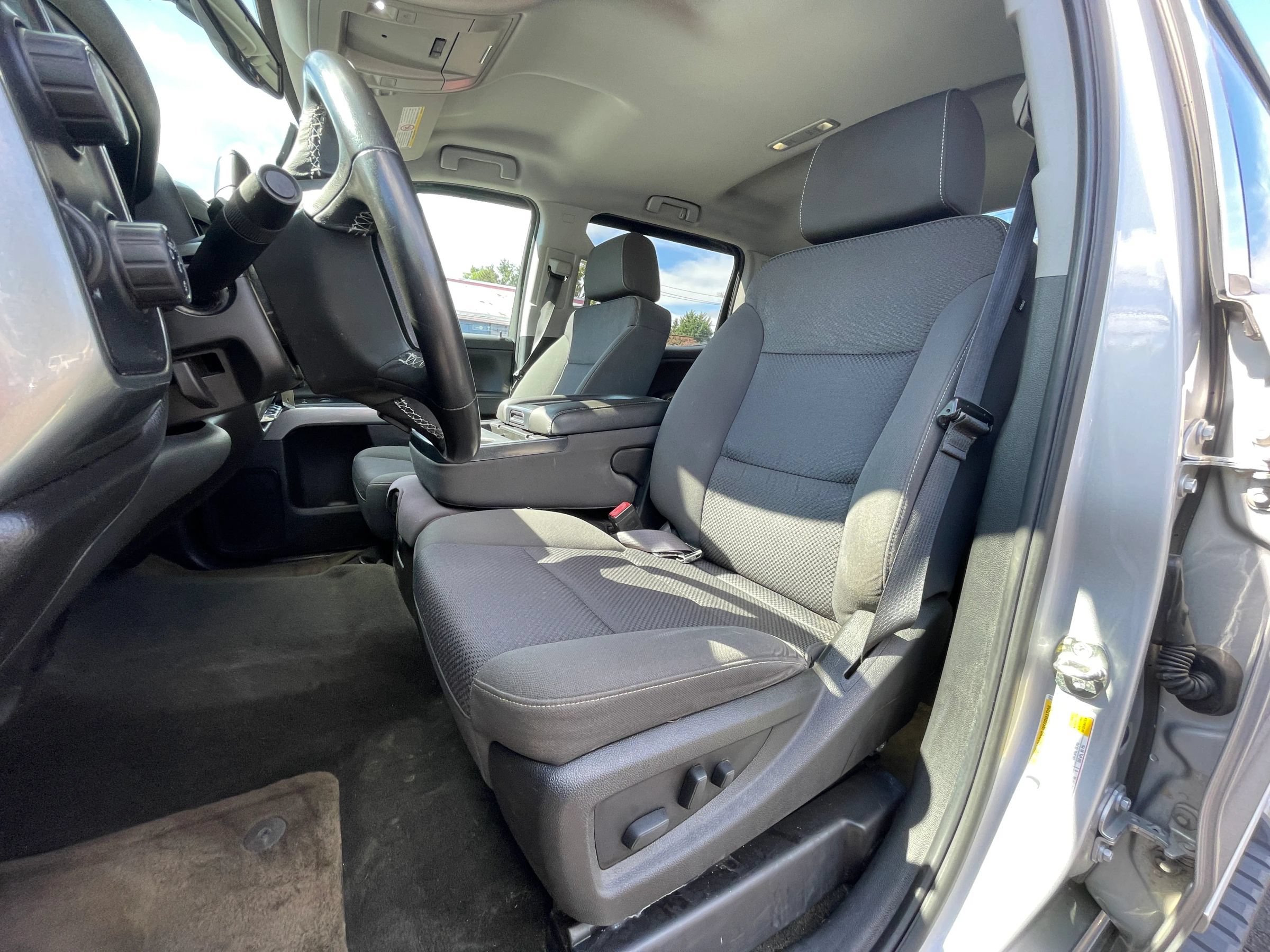 Used 2017 Chevrolet Silverado 2500 LT w/ All Star Edition AWD/4WD image 11