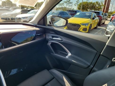 Certified 2025 Audi Q5 Premium Plus w/ Premium Plus image 14