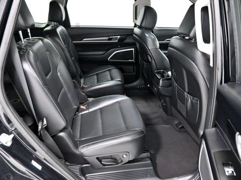 Used 2021 Kia Telluride S AWD/4WD image 29