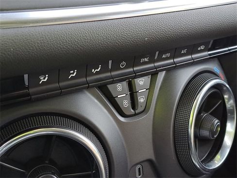 Used 2023 Chevrolet Blazer LT image 15