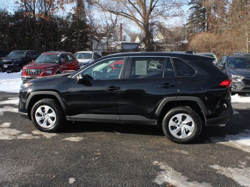 Used 2023 Toyota RAV4 LE image 5