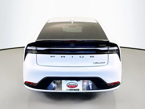 Used 2024 Toyota Prius Prime image 6