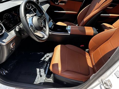 Certified 2025 Mercedes-Benz C 300 Sedan image 10