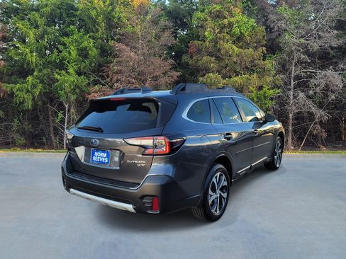 Used 2021 Subaru Outback Limited XT AWD/4WD image 17