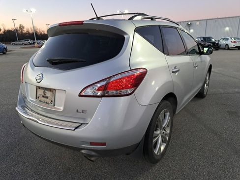 Used 2011 Nissan Murano LE w/ Navigation Pkg image 9