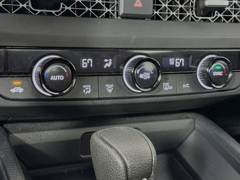 Certified 2023 Honda Accord EX image 15