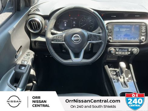 Used 2022 Nissan Kicks SR w/ Premium Package FWD image 14