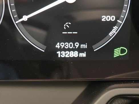 Certified 2022 Porsche 911 Targa 4S AWD/4WD image 22