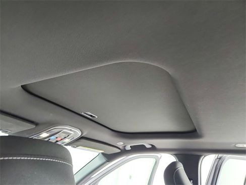 Used 2025 Jeep Grand Cherokee Laredo X w/ Luxury Tech Group I image 21