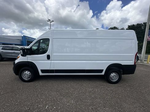 Used 2023 RAM ProMaster 2500 FWD image 13