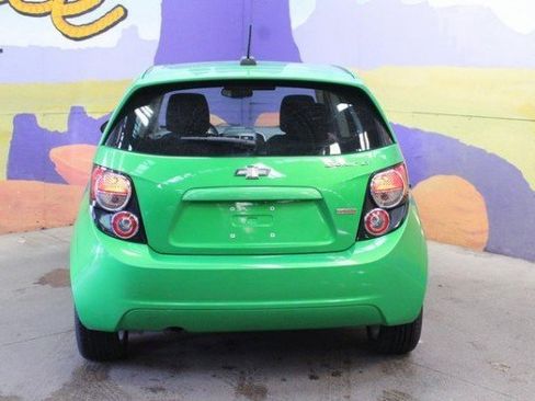 Used 2016 Chevrolet Sonic LT image 4