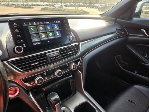 Used 2020 Honda Accord Sport image 13